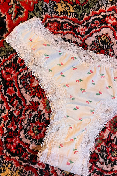Demeter Cheeky Thong in Limited Edition Vintage White Floral Cotton