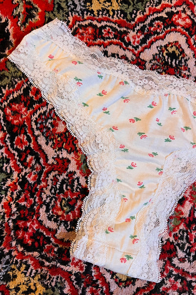 Demeter Cheeky Thong in Limited Edition Vintage White Floral Cotton